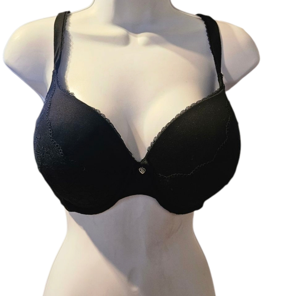 Victoria Secret Body By Victoria Perfect Shape Black Lace Bra Sz 36DDD Underwire